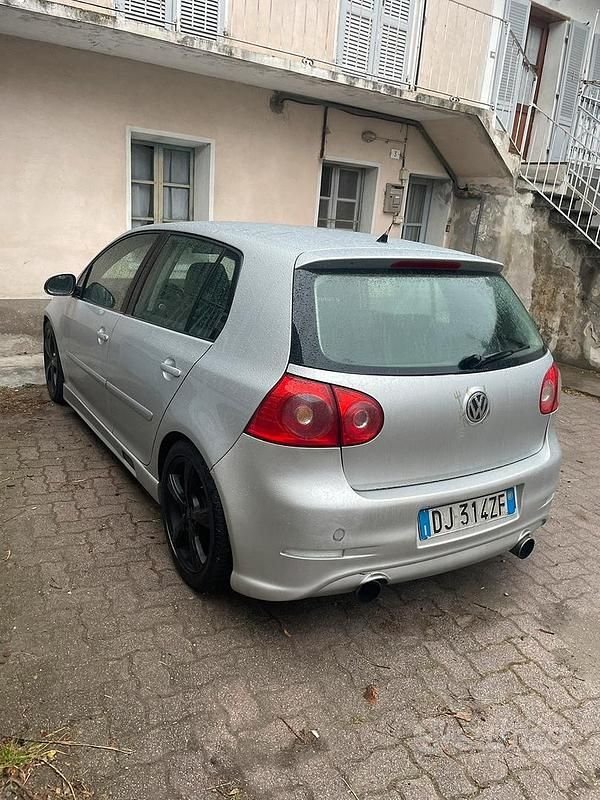 Usado VW Golf V 170 CV (125 kW) 2007 Gris Berlina