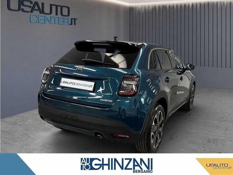 Usata Fiat 600 La Prima 110 CV (80 kW) 2025 Blu/azzurro SUV