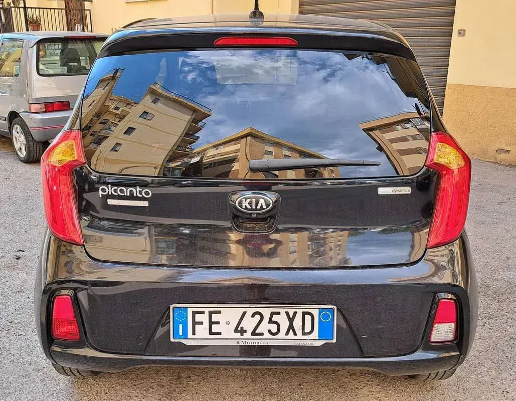 Usata Kia Picanto 69 CV (50 kW) 2016 Nero Utilitaria