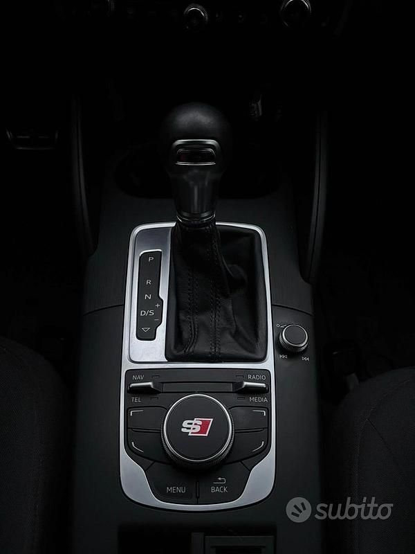 Usata Audi A3 Comfort 110 CV (80 kW) 2015 Grigio Berlina