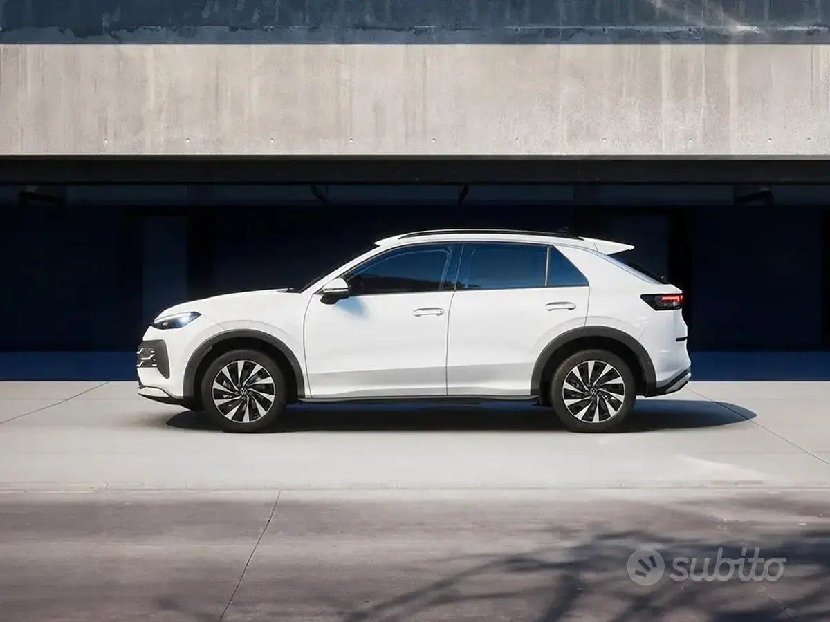 Nuova VW T-Roc Life 115 CV (84 kW) 2026 Bianco SUV