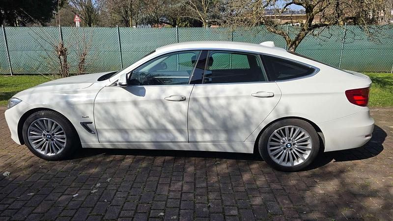 Usata BMW 320 Gran Turismo Luxury Line 190 CV (139 kW) 2016 Bianco Coupé