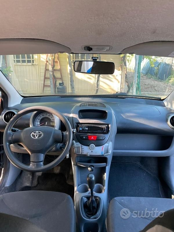 Usata Toyota Aygo 67 CV (49 kW) 2008 Utilitaria
