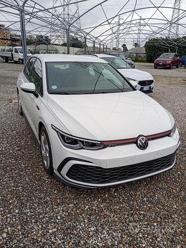 Usata VW Golf VIII GTI 244 CV (179 kW) 2020 Bianco Berlina