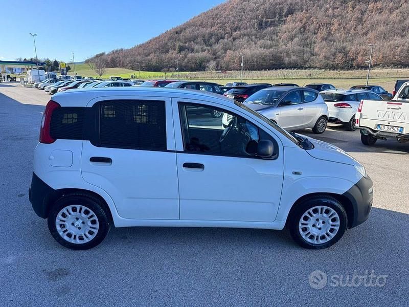 Usata Fiat Panda Pop 80 CV (58 kW) 2016 Bianco Utilitaria