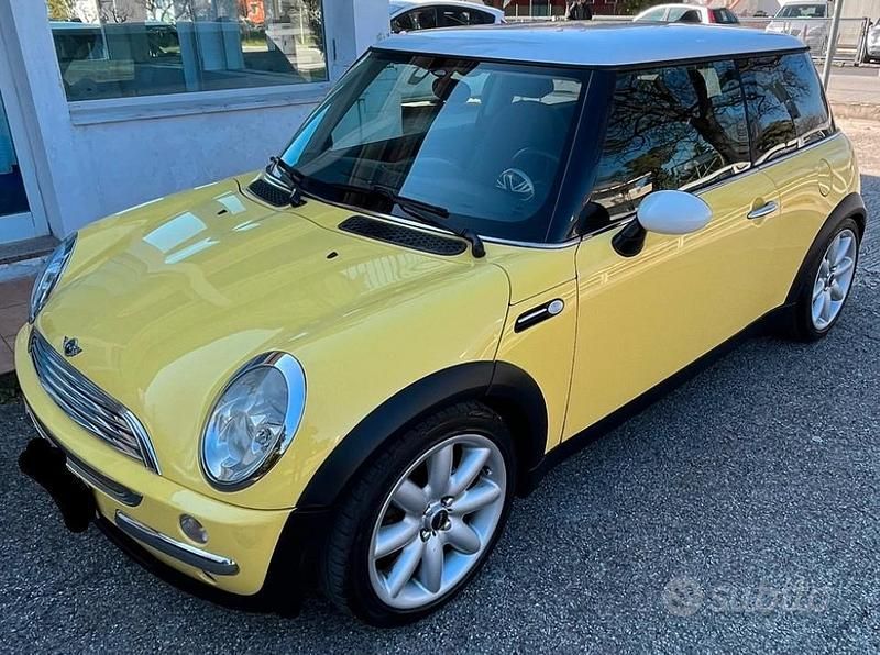 Usata Mini Cooper Coupé 116 CV (85 kW) 2003 Giallo Coupé