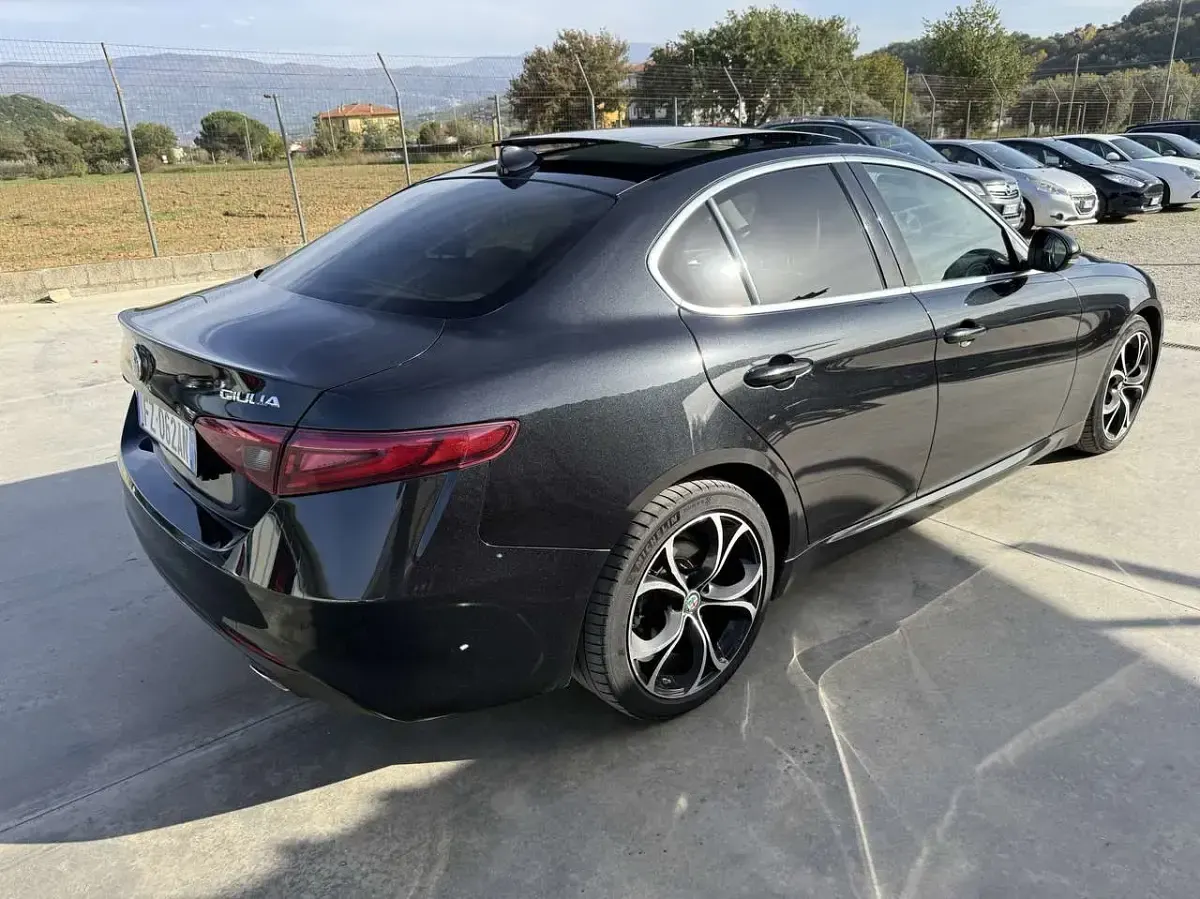 Gebraucht Alfa Romeo Giulia Ti 190 PS (139 kW) 2020 Other Limousine