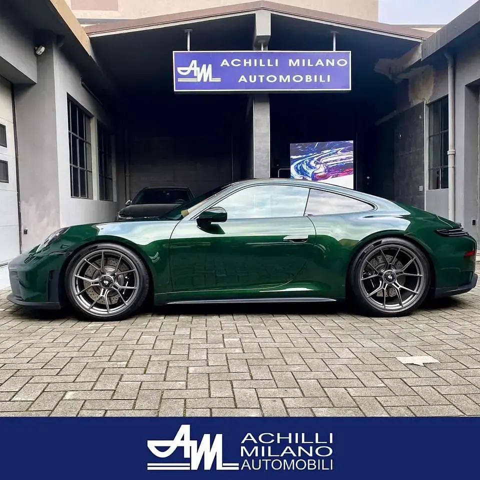 Nuova Porsche 911 GT3 510 CV (375 kW) 2025 Oak green Coupé