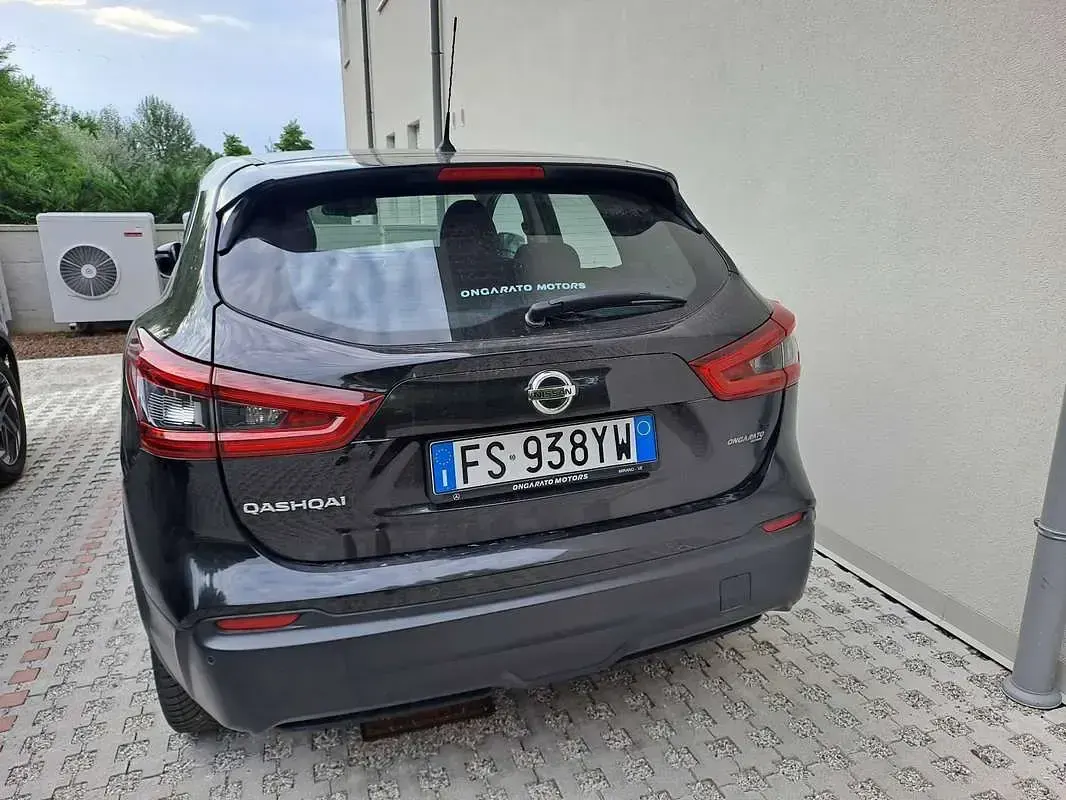 Usata Nissan Qashqai Acenta 110 CV (80 kW) 2018 SUV