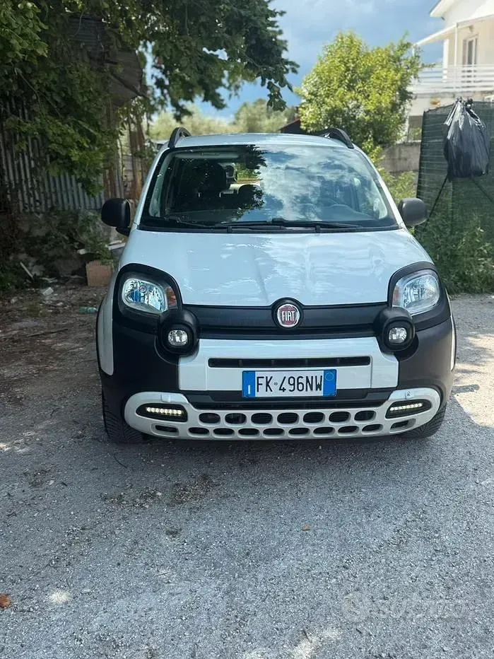 Usata Fiat Panda Cross Cross 95 CV (69 kW) 2017 Bianco Utilitaria