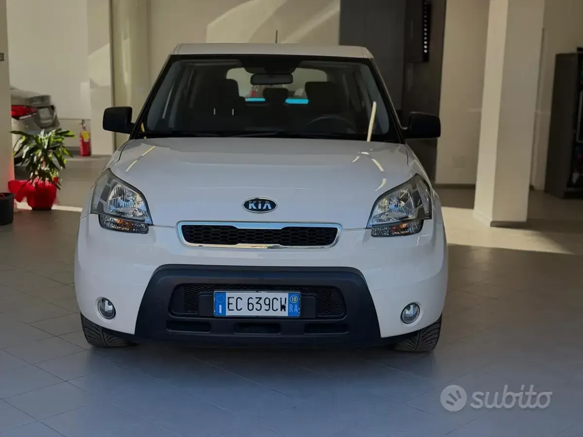 Usata Kia Soul 126 CV (92 kW) 2010 Giallo SUV