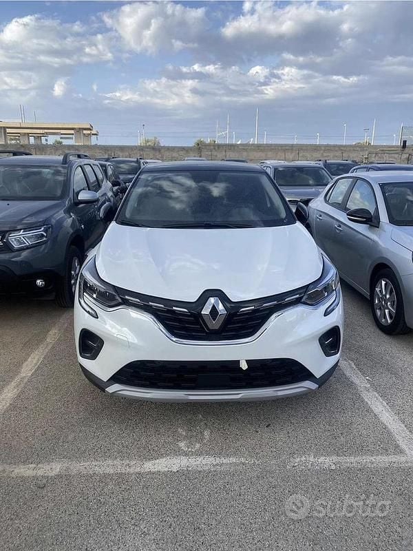 Usata Renault Captur Techno 101 CV (74 kW) 2023 SUV