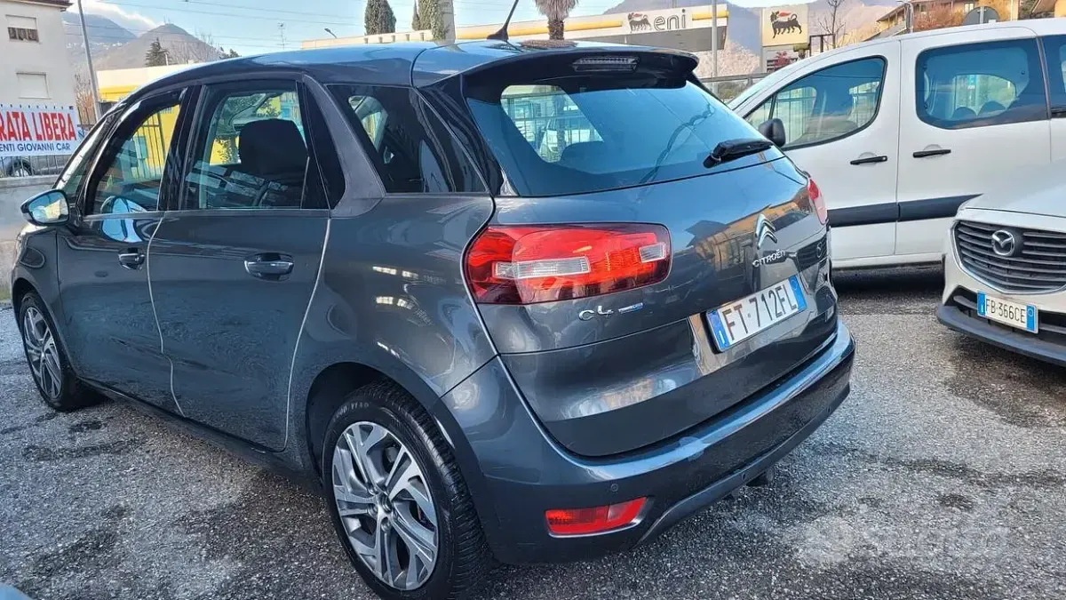 Begagnad Citroën C4 Picasso Exclusive 120 HK (88 kW) 2016 Grå Minibuss