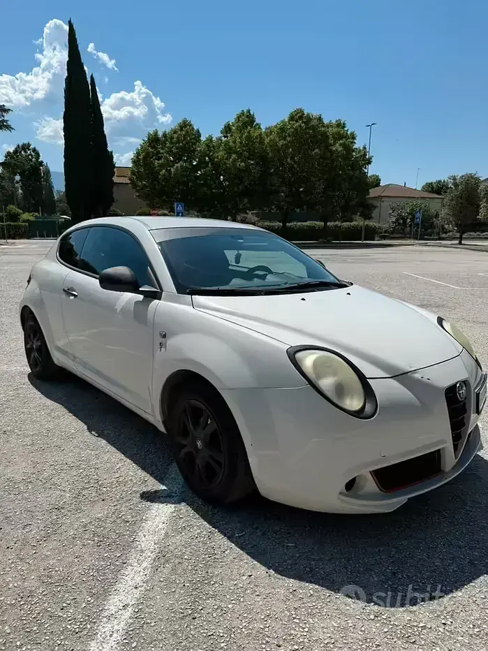 Usata Alfa Romeo MiTo 77 CV (56 kW) 2011 Bianco Utilitaria