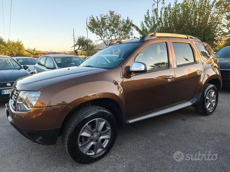 Usata Dacia Duster Expression 125 CV (91 kW) 2015 Marrone SUV
