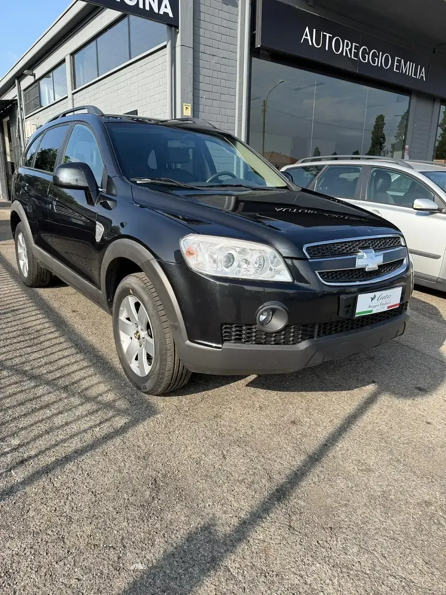 Usata Chevrolet Captiva LT 135 CV (99 kW) 2010 Nero SUV