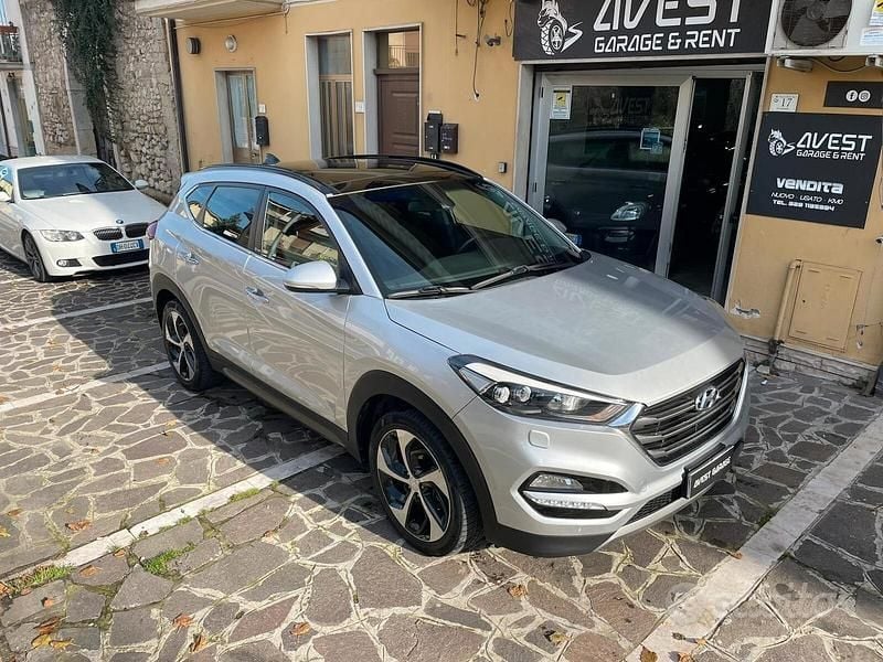 Usata Hyundai Tucson Xpossible 136 CV (100 kW) 2016 Grigio SUV