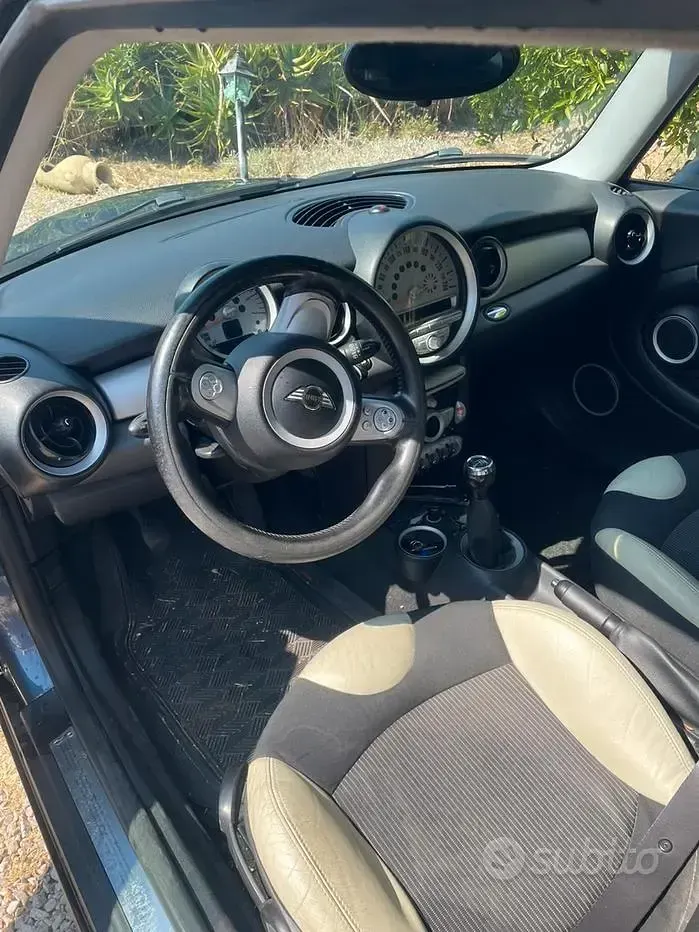 Usata Mini Cooper Clubman 122 CV (89 kW) 2010 Bluazzurro Station wagon