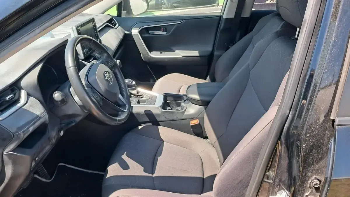 Usata Toyota RAV4 Hybrid 178 CV (130 kW) 2021 Nero SUV