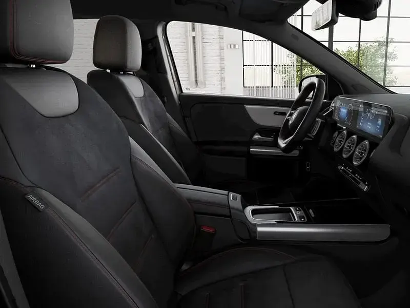 Nuova Mercedes GLA200 AMG line 150 CV (110 kW) 2026 Grigio SUV