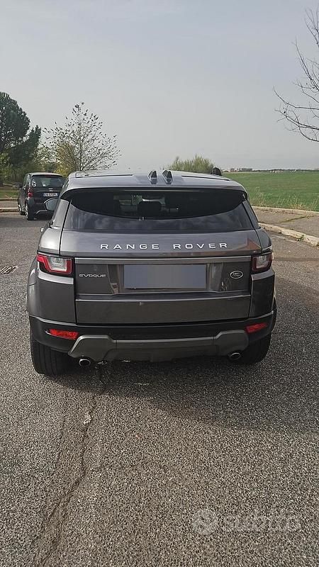 Usata Land Rover Range Rover evoque 2017 Grigio Station wagon
