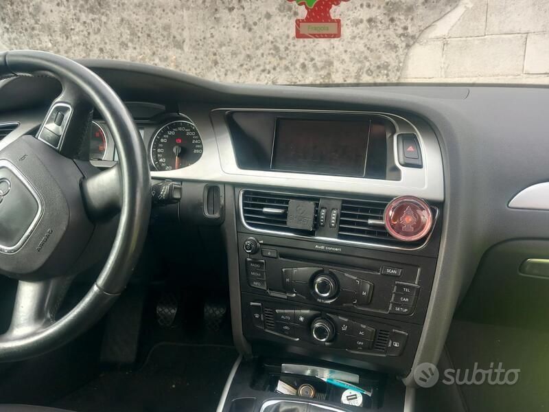 Usata Audi A4 120 CV (88 kW) 2011 Nero Station wagon