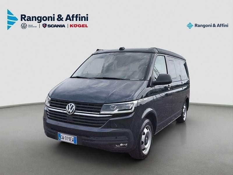 Usata VW California Beach 150 CV (110 kW) 2024 Blu Furgone