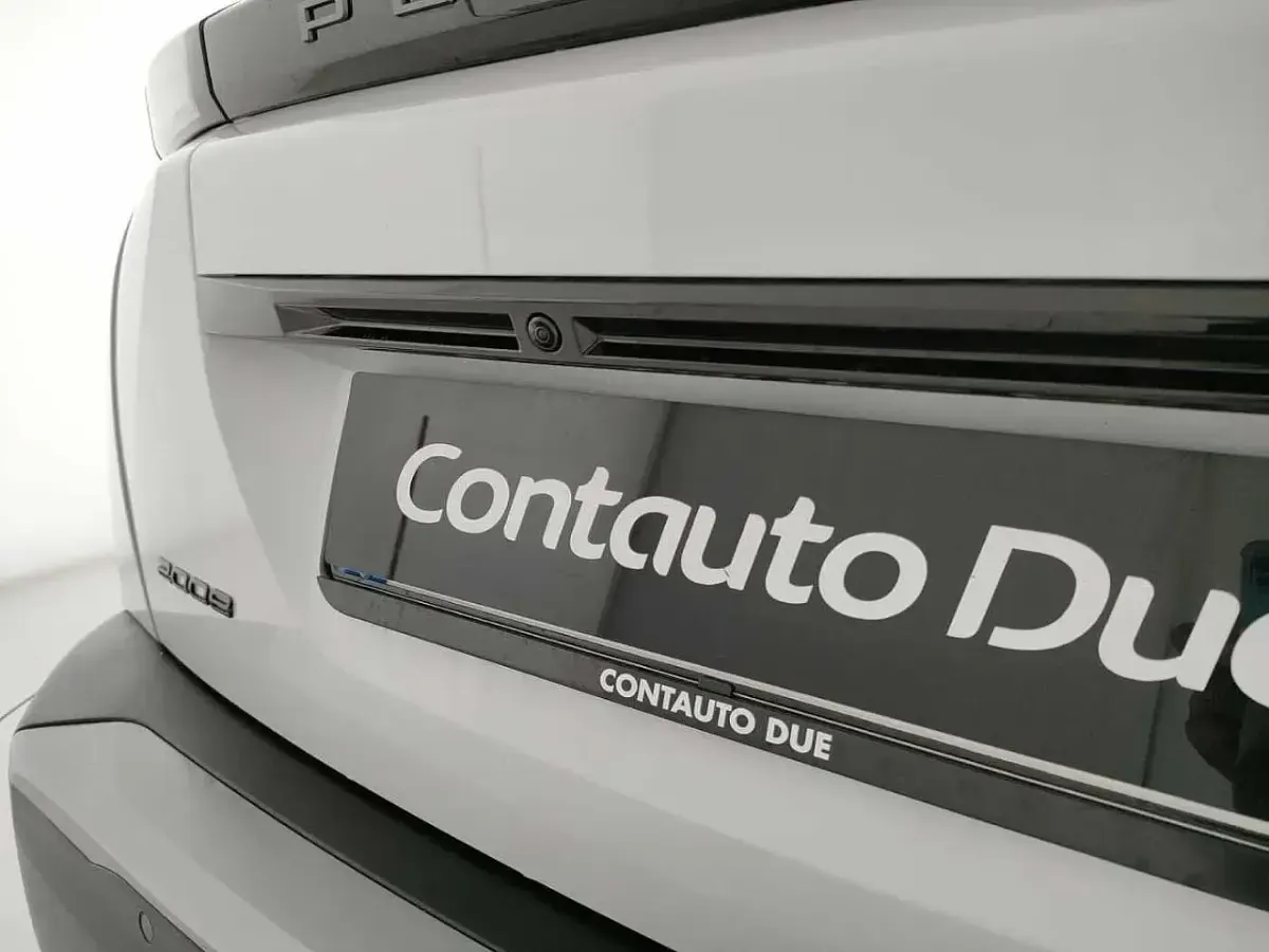 Nuova Peugeot 2008 Allure 145 CV (106 kW) 2026 Bianco SUV
