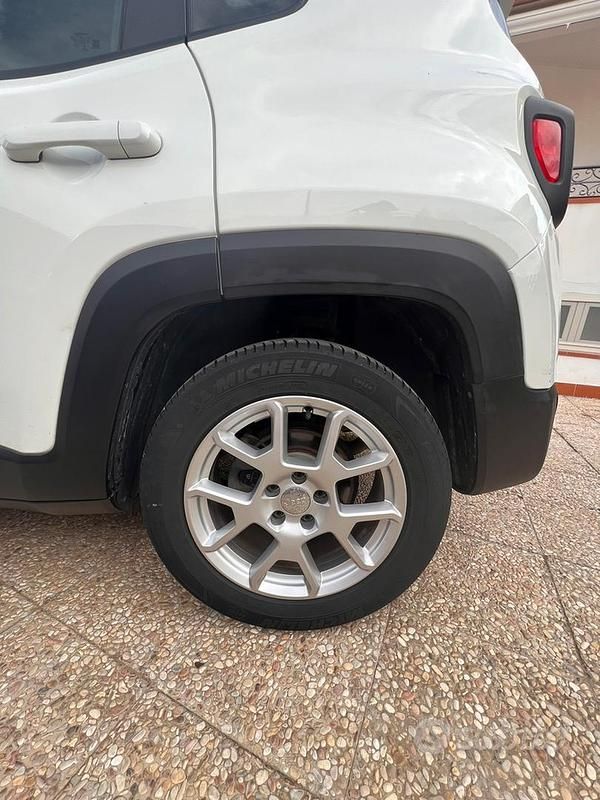 Usata Jeep Renegade 130 CV (95 kW) 2019 Bianco SUV