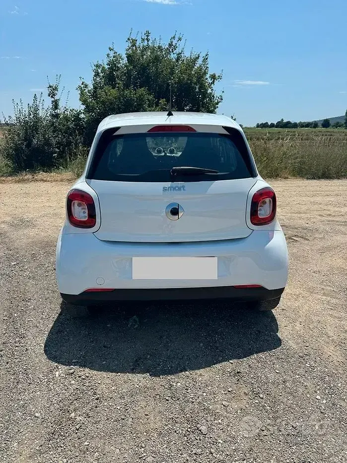 Usata Smart ForFour 71 CV (52 kW) 2017 Utilitaria