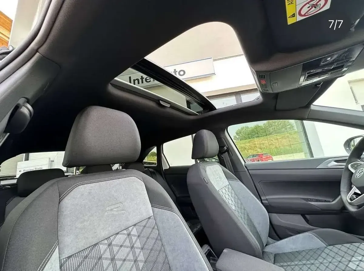 Usata VW Taigo R-line 110 CV (80 kW) 2023 Pure white SUV