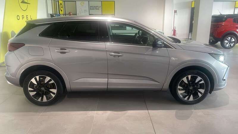 Occasion Opel Grandland X Business Elegance 136 ch (100 kW) 2024 Gris SUV