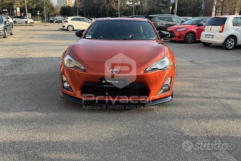 Usata Toyota GT86 GT 200 CV (147 kW) 2013 Arancione Coupé