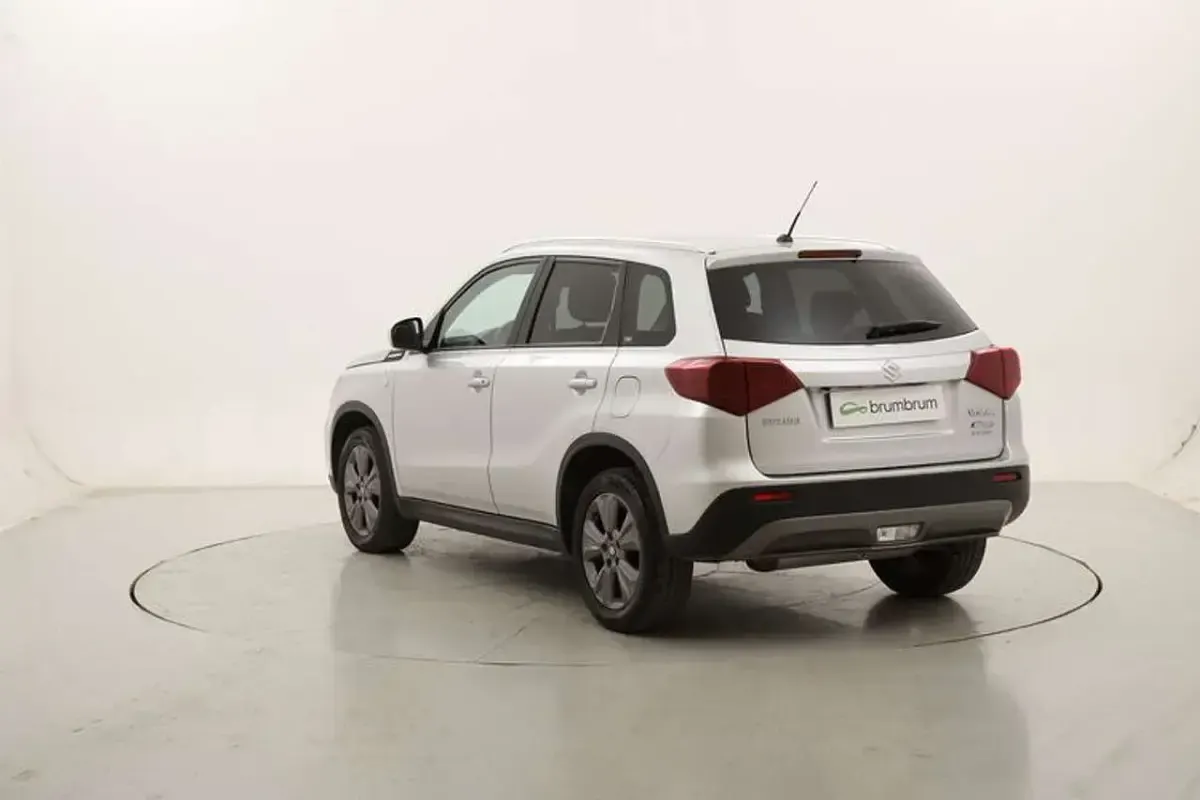 Usata Suzuki Vitara Cool 129 CV (94 kW) 2021 Argento SUV