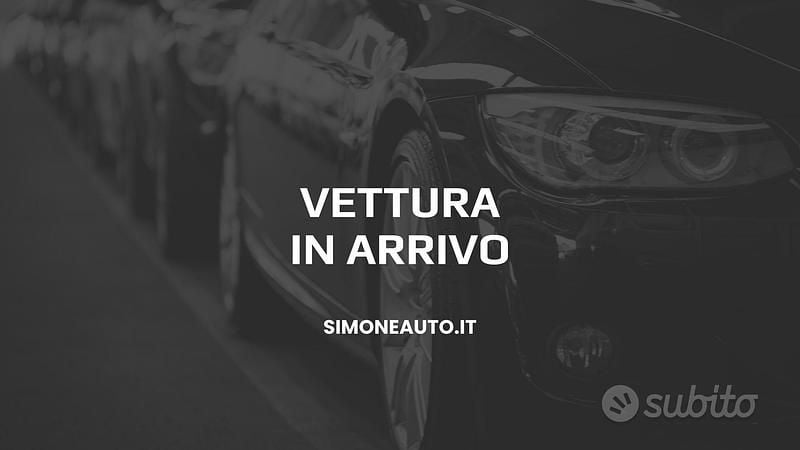 Usata Renault Captur Intens 100 CV (73 kW) 2020 Grigio SUV