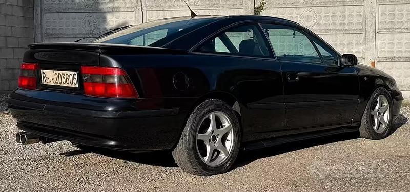 Usata Opel Calibra 150 CV (110 kW) 1991 Nero Coupé