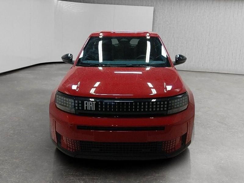 Nuova Fiat Grande Panda Business 110 CV (80 kW) 2025 Rosso Utilitaria