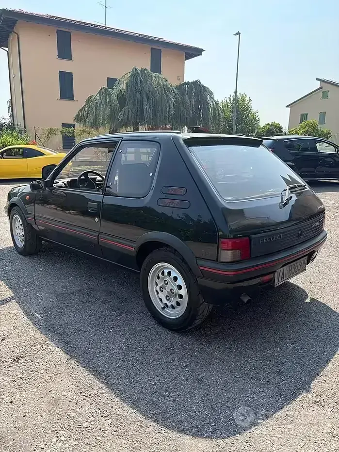 Usata Peugeot 205 GTi 113 CV (83 kW) 1990 Berlina