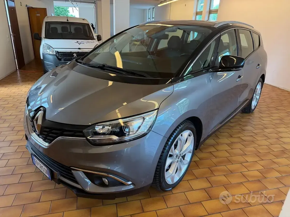 Usata Renault Grand Scénic IV 110 CV (80 kW) 2018 Grigio Monovolume