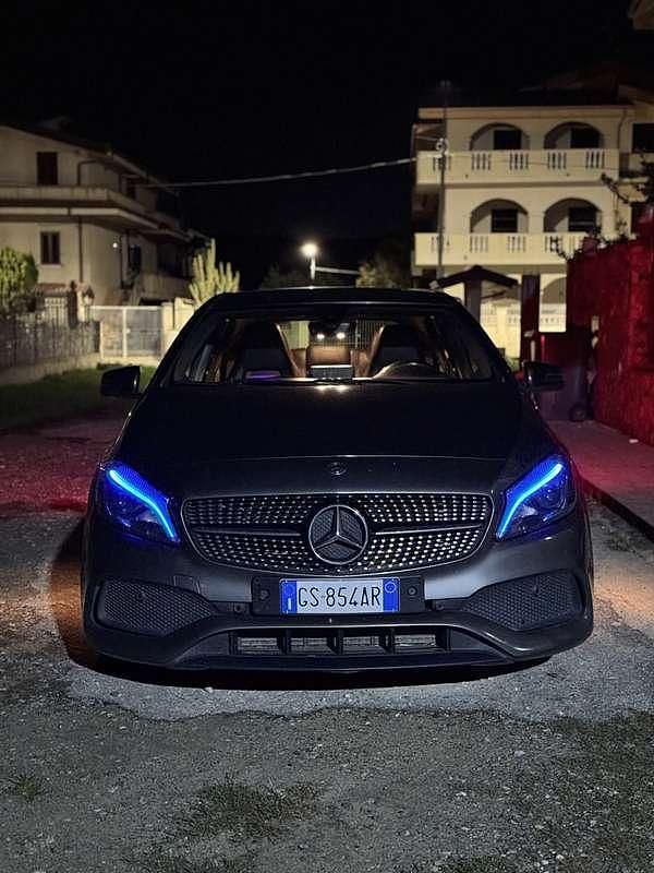 Usata Mercedes A200 AMG line 136 CV (100 kW) 2018 Berlina