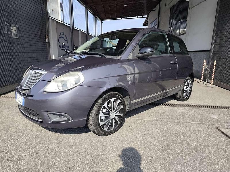 Usata Lancia Ypsilon 69 CV (50 kW) 2011 Other Utilitaria