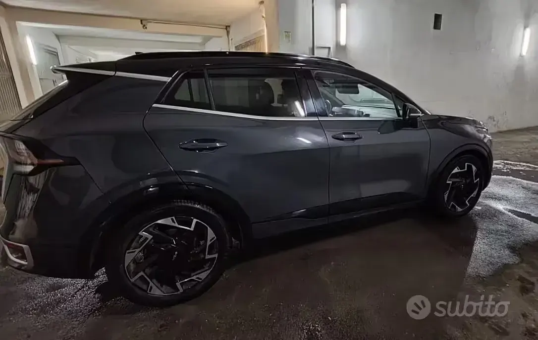Usata Kia Sportage GT-Line 136 CV (100 kW) 2023 Grigio SUV