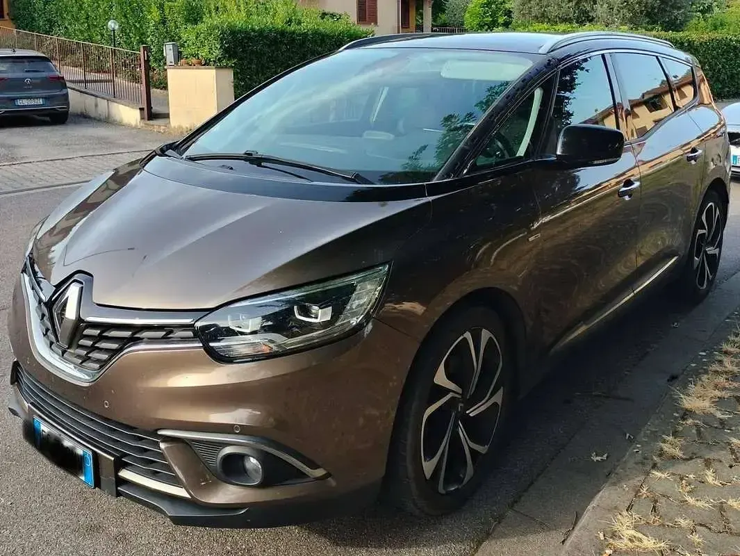 Usata Renault Grand Scénic IV Bose Edition 110 CV (80 kW) 2017 Marrone Monovolume