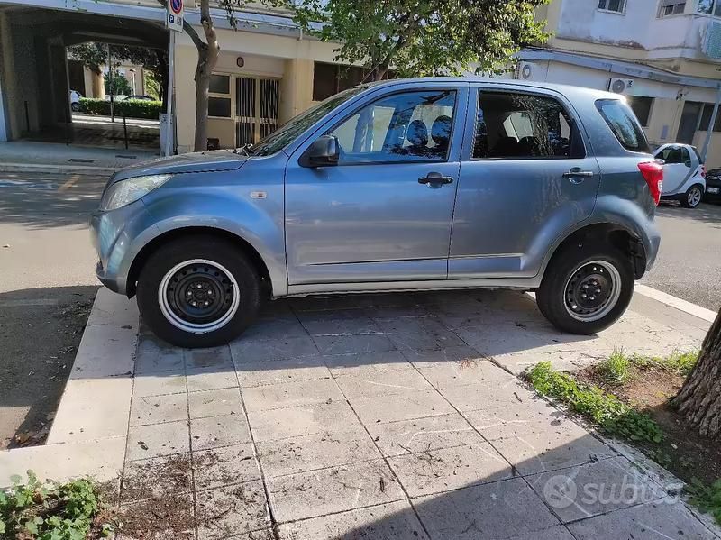 Usata Daihatsu Terios 105 CV (77 kW) 2007 SUV