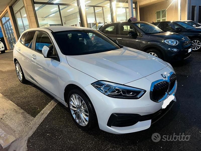 Usata BMW 120 Advantage 190 CV (139 kW) 2020 Bianco Utilitaria
