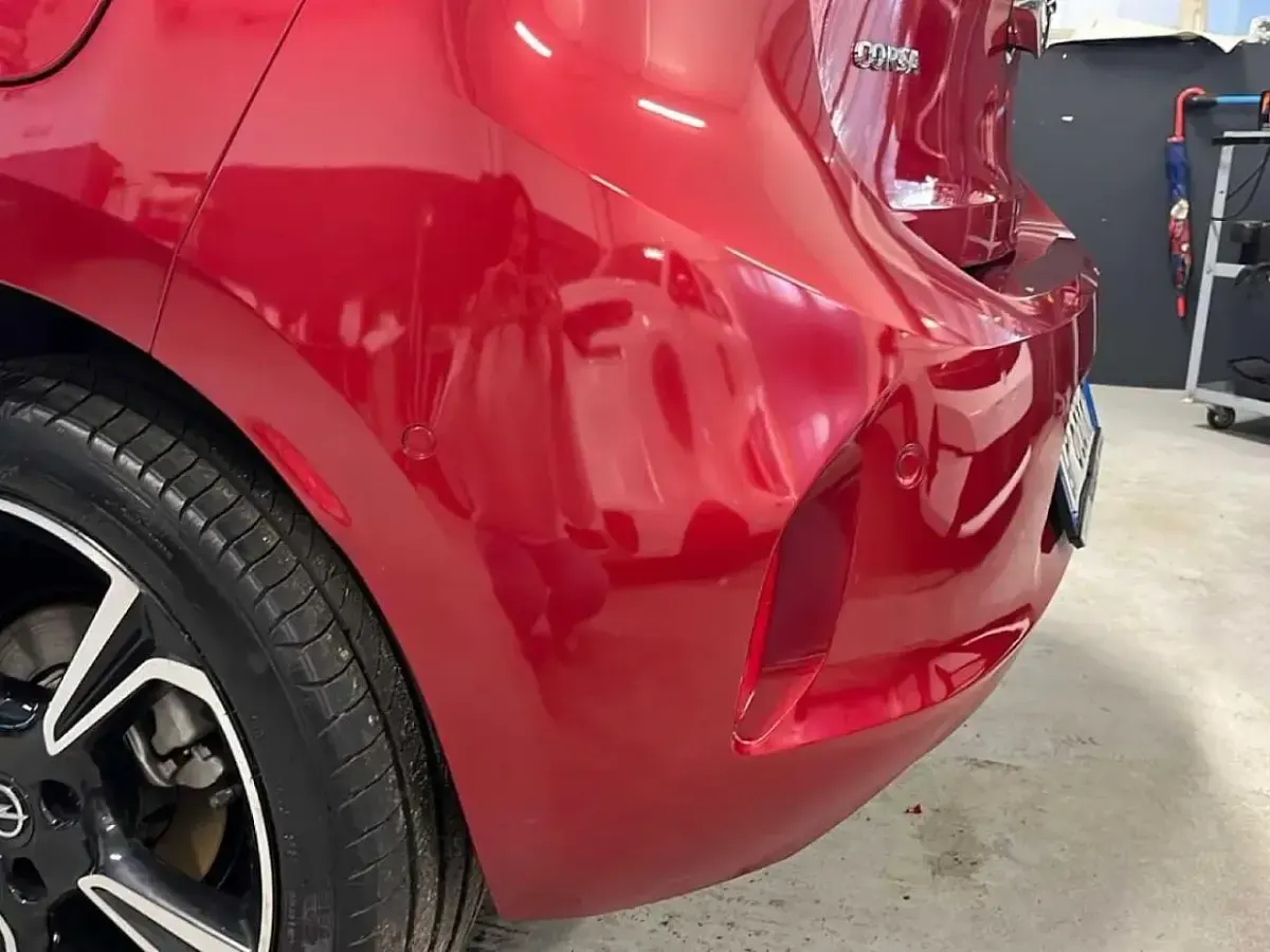 Usata Opel Corsa Elegance 101 CV (74 kW) 2023 Rosso Utilitaria