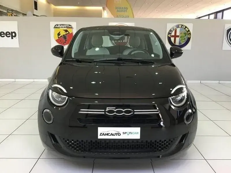 Nuova Fiat 500 Pop 65 CV (47 kW) 2026 Nero Berlina