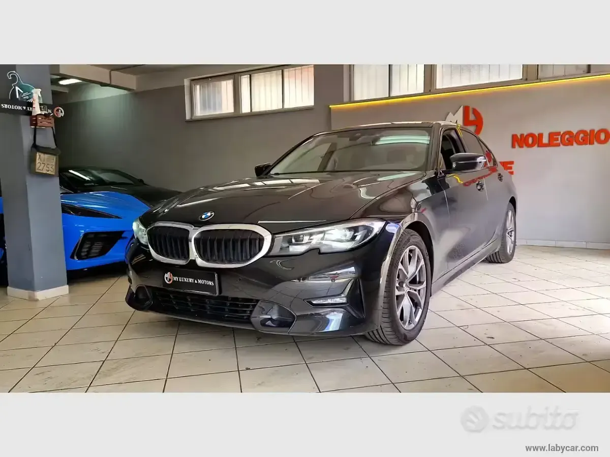 Usata BMW 318 Sport Line 150 CV (110 kW) 2020 Nero Berlina