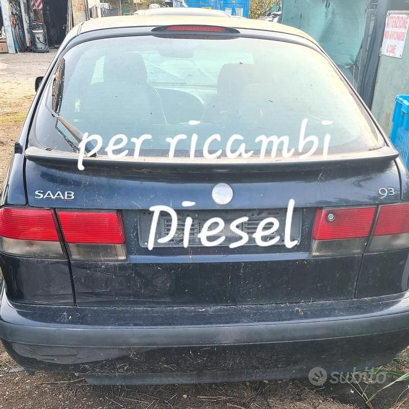 Usata Saab 9-3 125 CV (91 kW) 2000 Blu Berlina