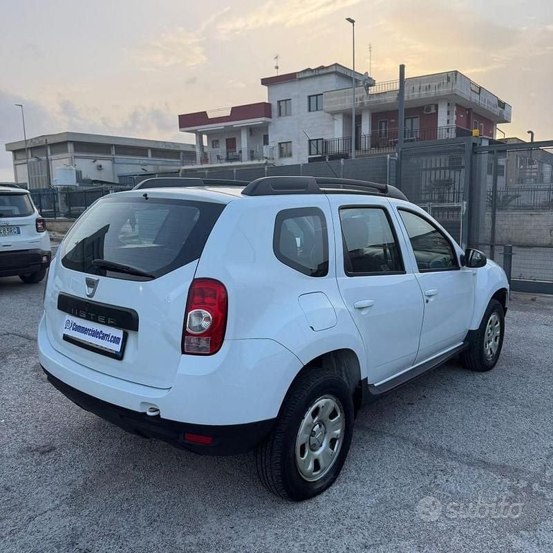 Usata Dacia Duster 110 CV (80 kW) 2012 Bianco SUV